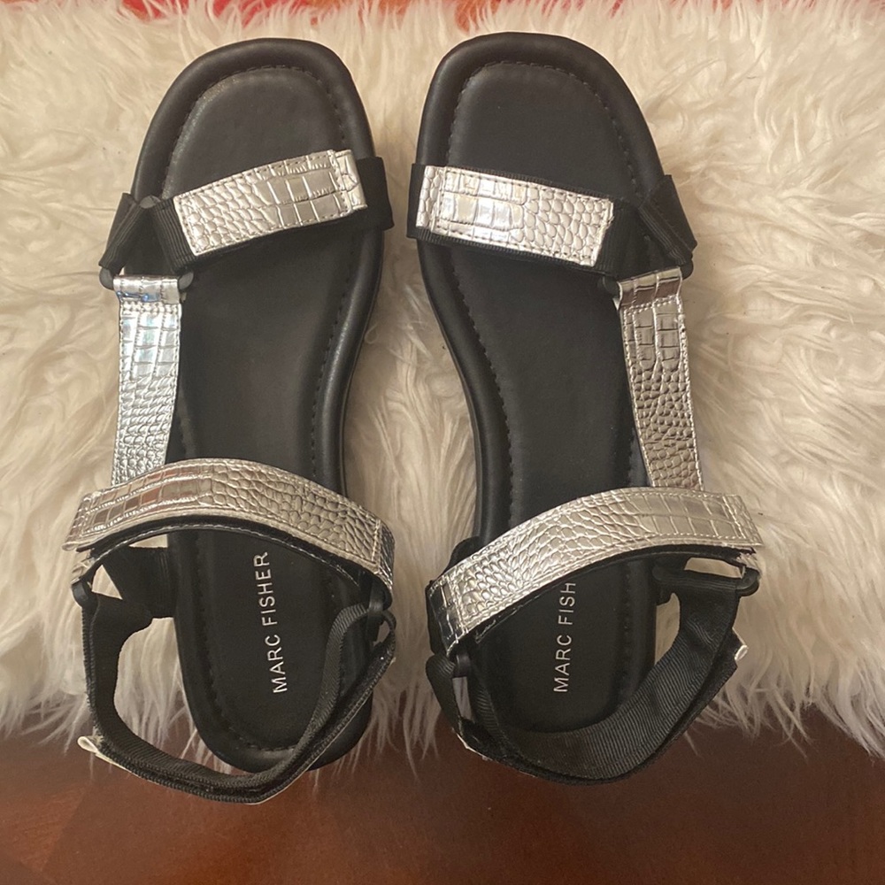 Comfy, stylish sandals❤️